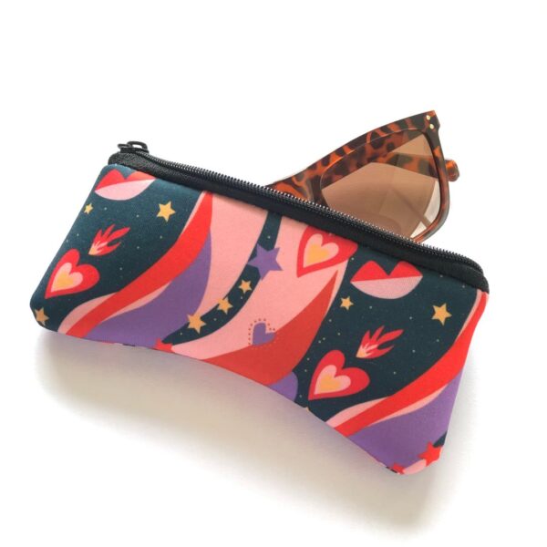 Porta Anteojos Astro Love