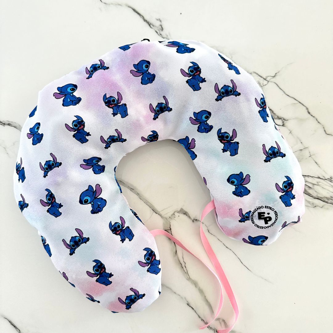 Cojin Stitch cuello o de viaje 40 x 30cm Disney