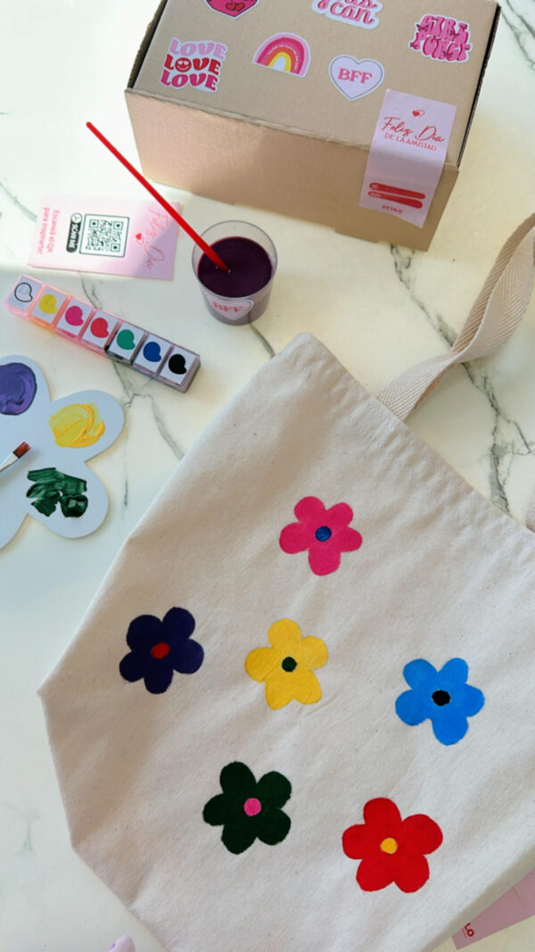 Box TOTE BAG (Amigas & Pinturas) - Imagen 15