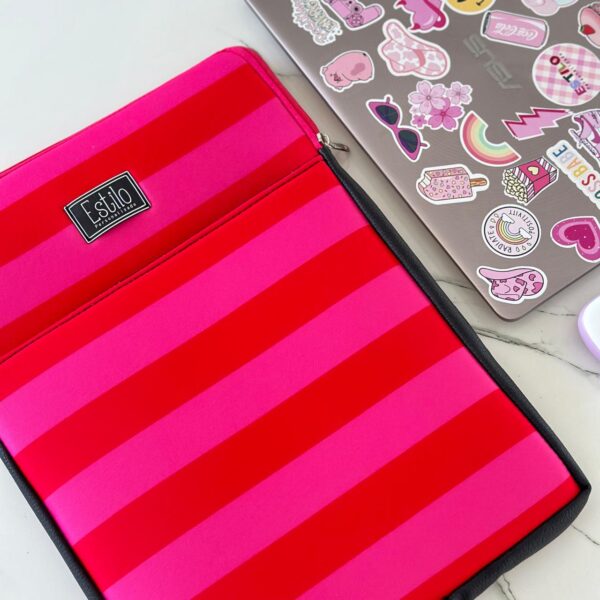 Porta Notebook Praga (Estampa Victoria)